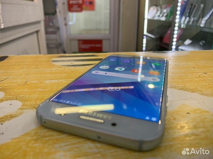 Смартфон Samsung Galaxy A5 (2017) 3/32 2 SIM