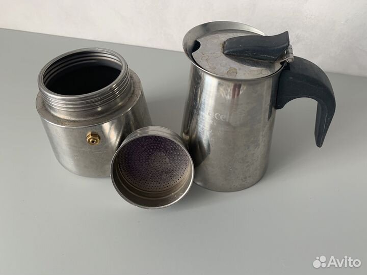 Гейзерная кофеварка