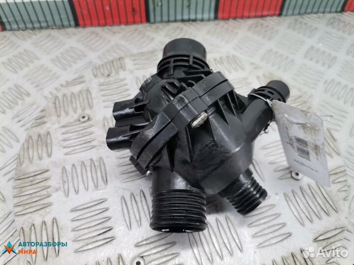 Корпус термостата BMW 6 E63/E64 2007 11537549476