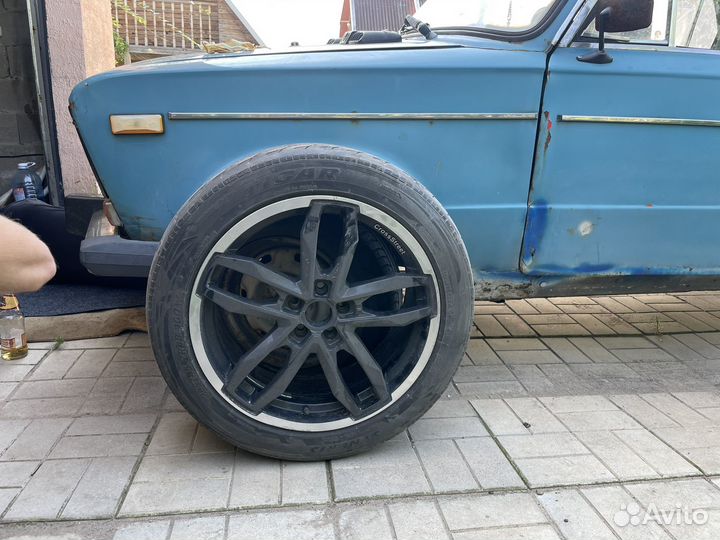 Колеса r18 CrossStreet