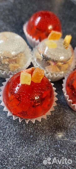 Шоколад ручной работы и чайные бомбочки