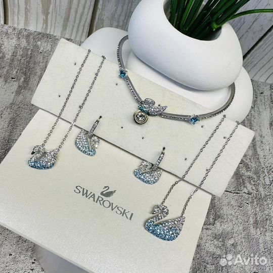 Серьги swarovski swan, кулон swarovski и браслет