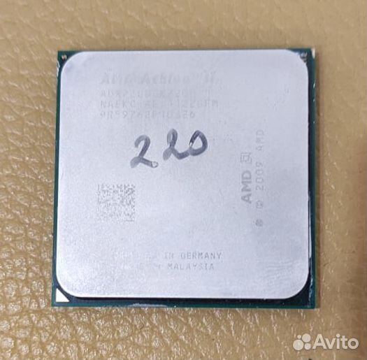 Процессор AMD Athlon II X2 220Socket AM3