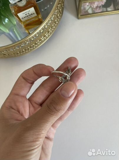 Серебряное кольцо pandora