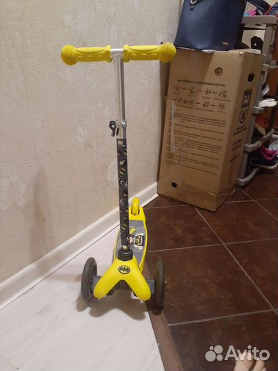 Самокат бетмон