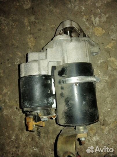 Стартер Audi A4 B6 AMB 2002