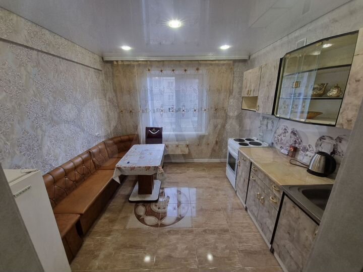 2-к. квартира, 53 м², 2/5 эт.