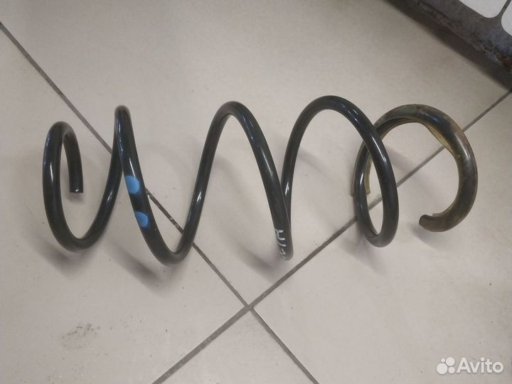 Лада Веста универсал.2018г.пружина передняя