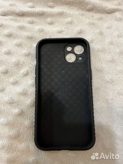 Чехол на iPhone 13