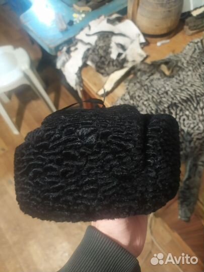 Шапка ушанка из каракуля