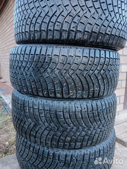 Michelin Latitude X-Ice North 265/50 R20