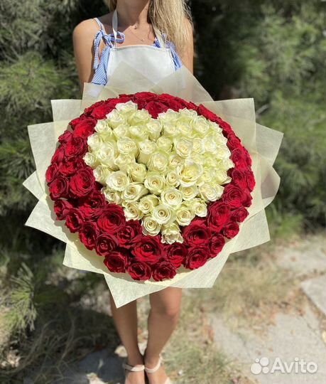 101 роза сердцем с бесплатной доставкой