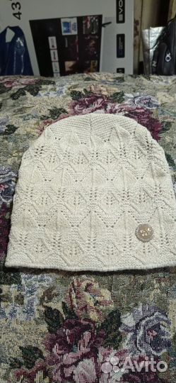 Шапки женские