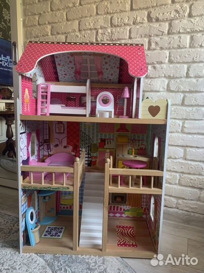 Домик кукольный