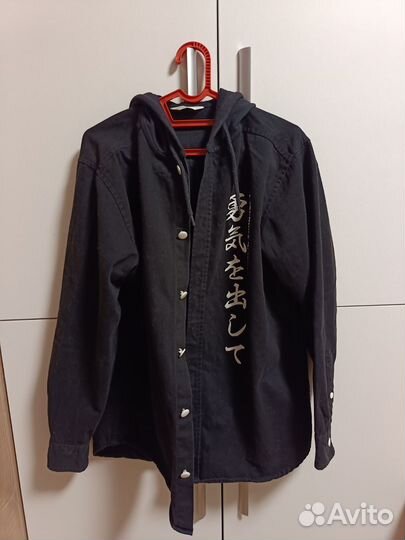 Рубашка с аниме принтом для мальчика с капюшоном