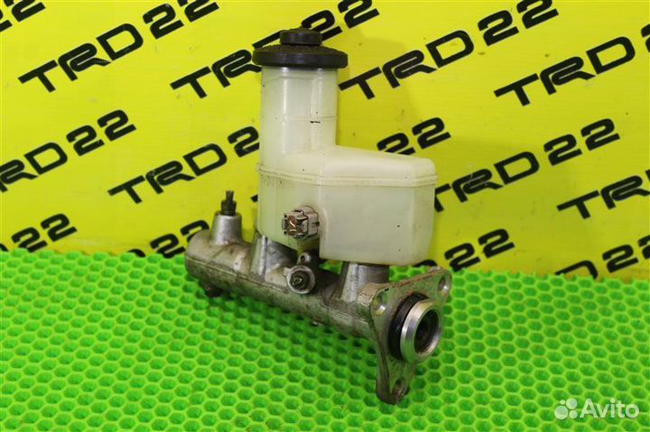 Главный тормозной цилиндр Toyota Caldina ST210