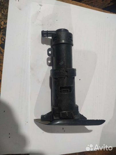 Форсунка омывателя стекла Honda Accord