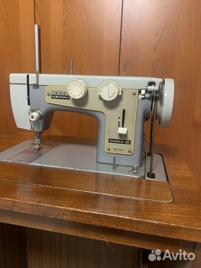 Швейная машина Чайка 3