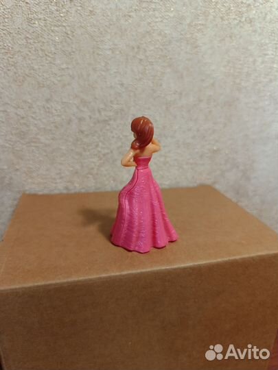 Киндер фигурка Аля Леди баг и супер кот