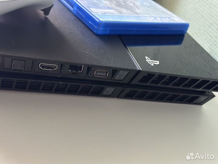 Sony playstation 4 PS4 500gb (на пломбах ) + диск