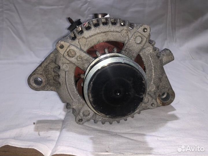 Генератор Toyota Avensis T25 Corolla Verso Corolla