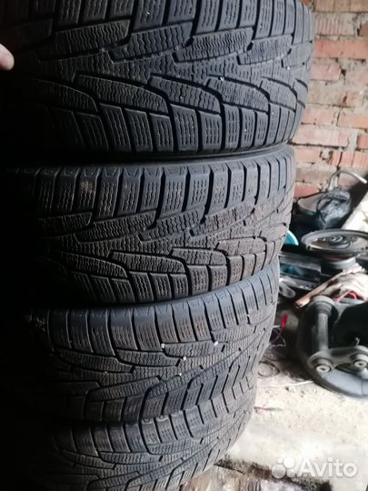 Kumho I'Zen KW31 205/55 R16 и 215/55 R16