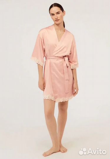 Розовый халат Oysho S