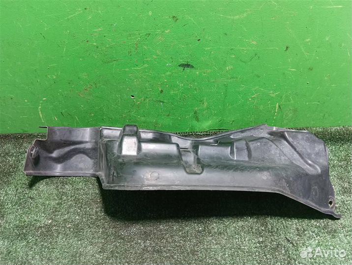 Пыльник двигателя боковой правый Suzuki Ignis 2007