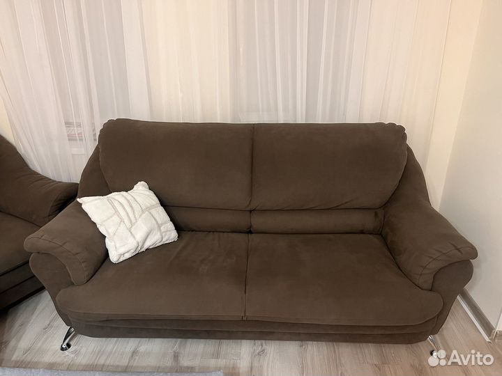 Диван книжка бу