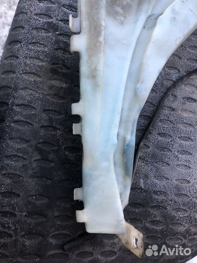 Бачок стеклоочистителя Volvo S40 2 рестайлинг