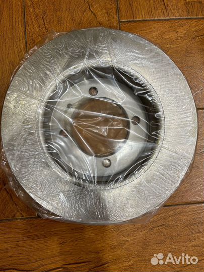 Диск тормозной задний Mitsubishi MB500556