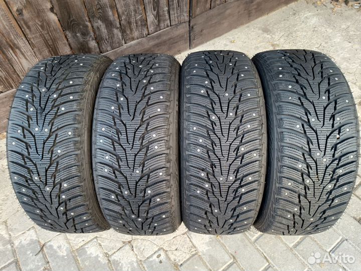 Nexen Winguard WinSpike WH62 215/55 R17