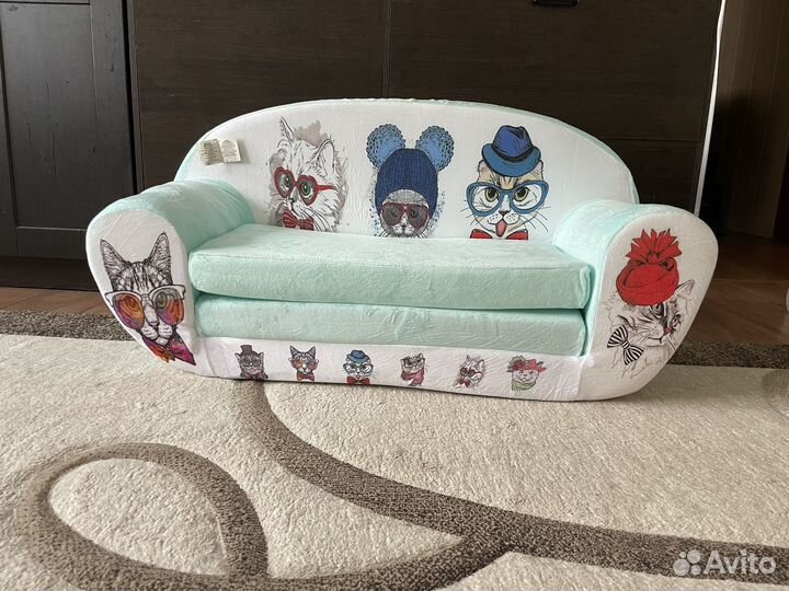 Диванчик детский игровой