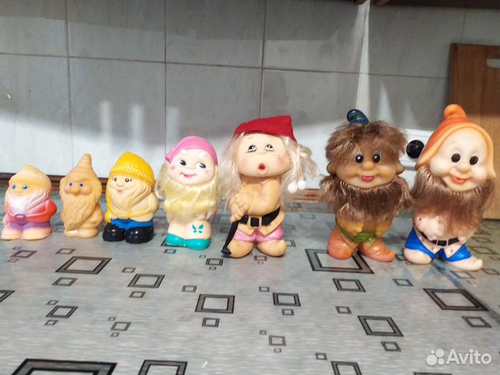 Игрушки СССР резиновые гномы