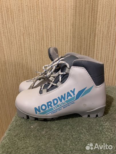 Лыжные ботинки детские 31