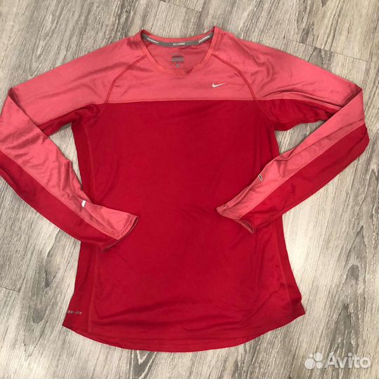 Спортивная одежда женская