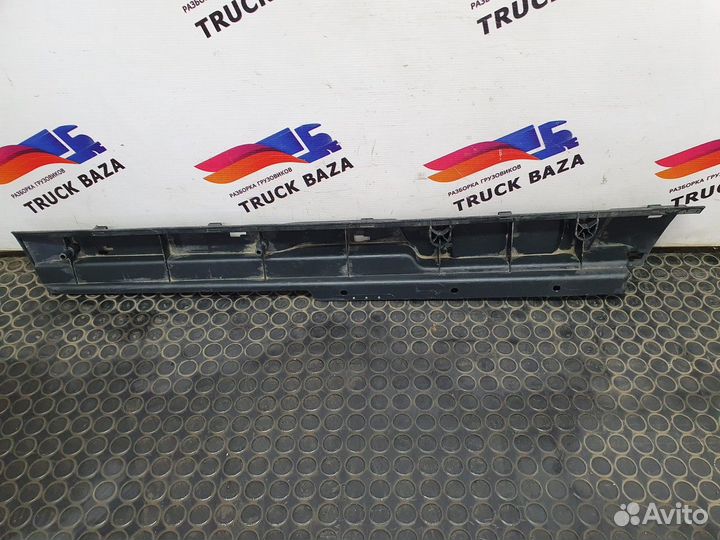 Накладка салона кабины левая