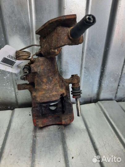 Суппорт тормозной задний правый Honda Accord 7