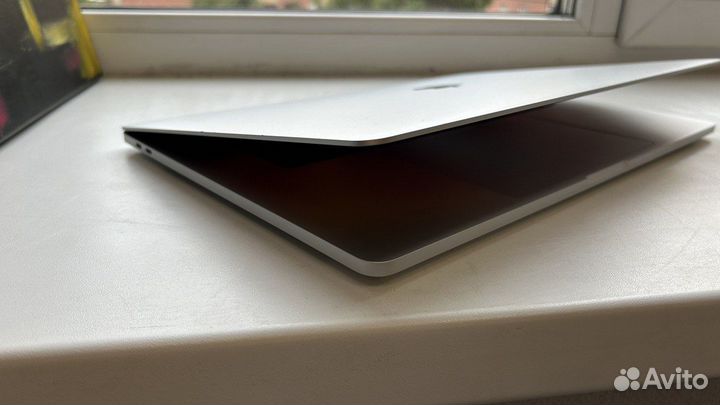 MacBook Pro 16 i7/16/512 ростест