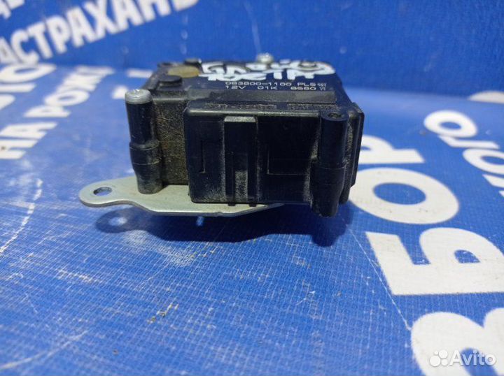 Моторчик заслонок отопителя Toyota Blade хэтчбек