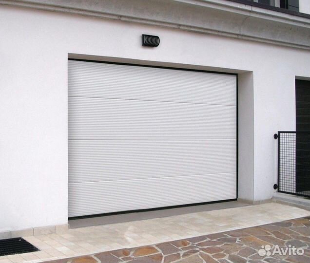 Ворота гаражные секционные 3100*2700