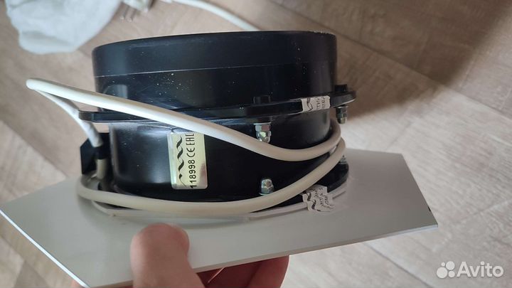 Пылесос для маникюра max ultimate 4