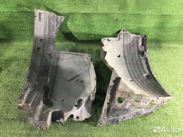Подкрылки перед Nissan Skyline V36 Infiniti G25/37