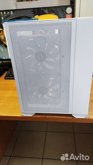 Корпус lian li o11 air mini