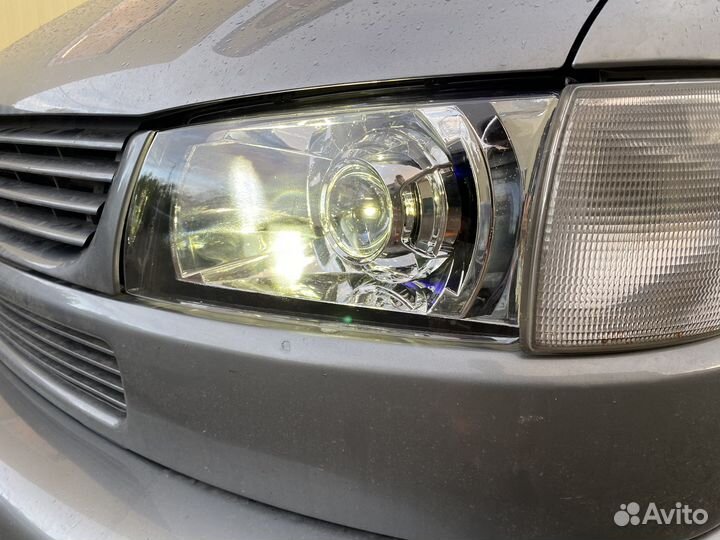 Стекла фар б/у VW T4