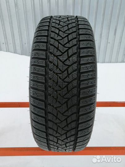 Dunlop Winter Sport 5 215/55 R16 94E