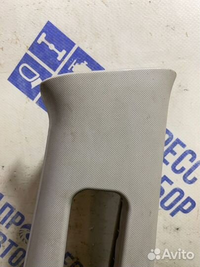 Обшивка стойки правая Mazda 6 Gg седан 1.8 L8 2004