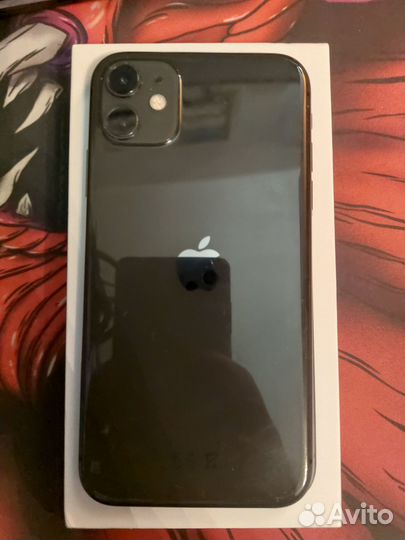 iPhone 11, 64 ГБ