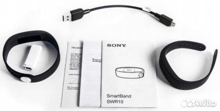 Фитнес браслет Sony swr10