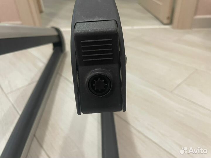 Крепление для 6-ти пар лыж или 4-х сноубордов